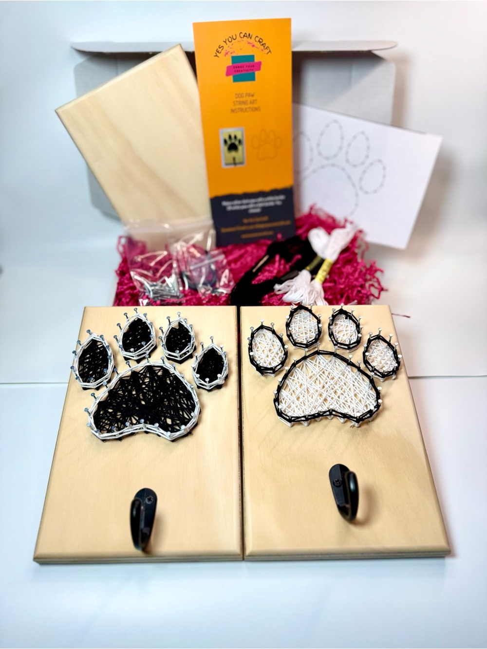 DIY String Art Paw Leash Holder Making Kit- Black & White